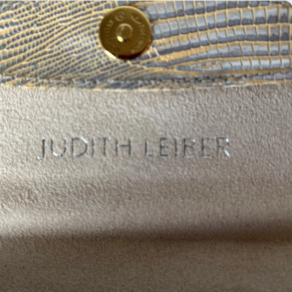 VTG Judith Leiber Metallic Lizard Leather Crystal Sunglasses Case with Crystals - Picture 12 of 13